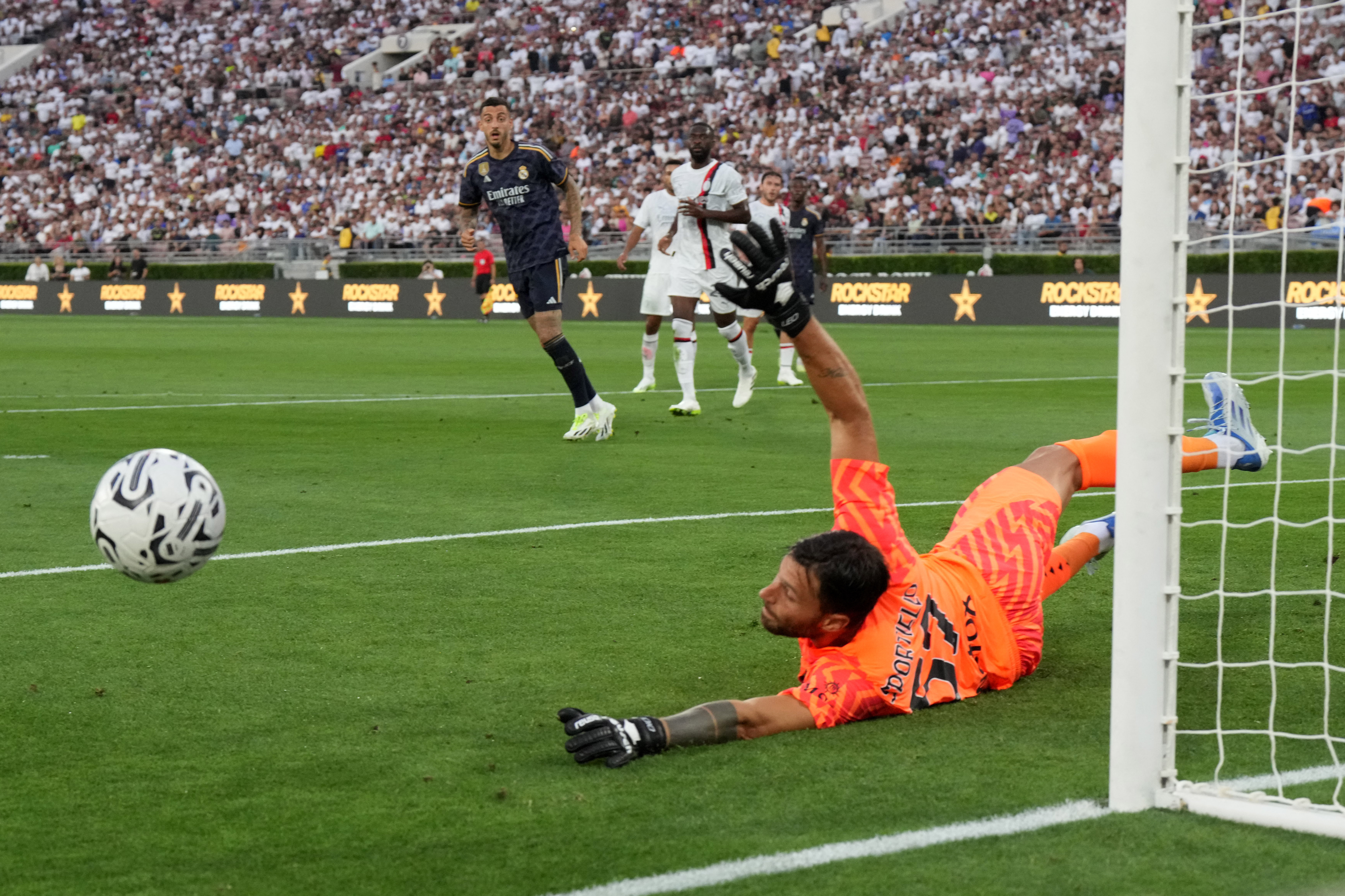 Jul 23, 2023; Pasadena, California, USA; AC Milan goalkeeper Marco Sportiello (57) makes a save in the second half against Real Madrid in the second half at the Rose Bowl. Mandatory Credit: Kirby Lee-USA TODAY Sports