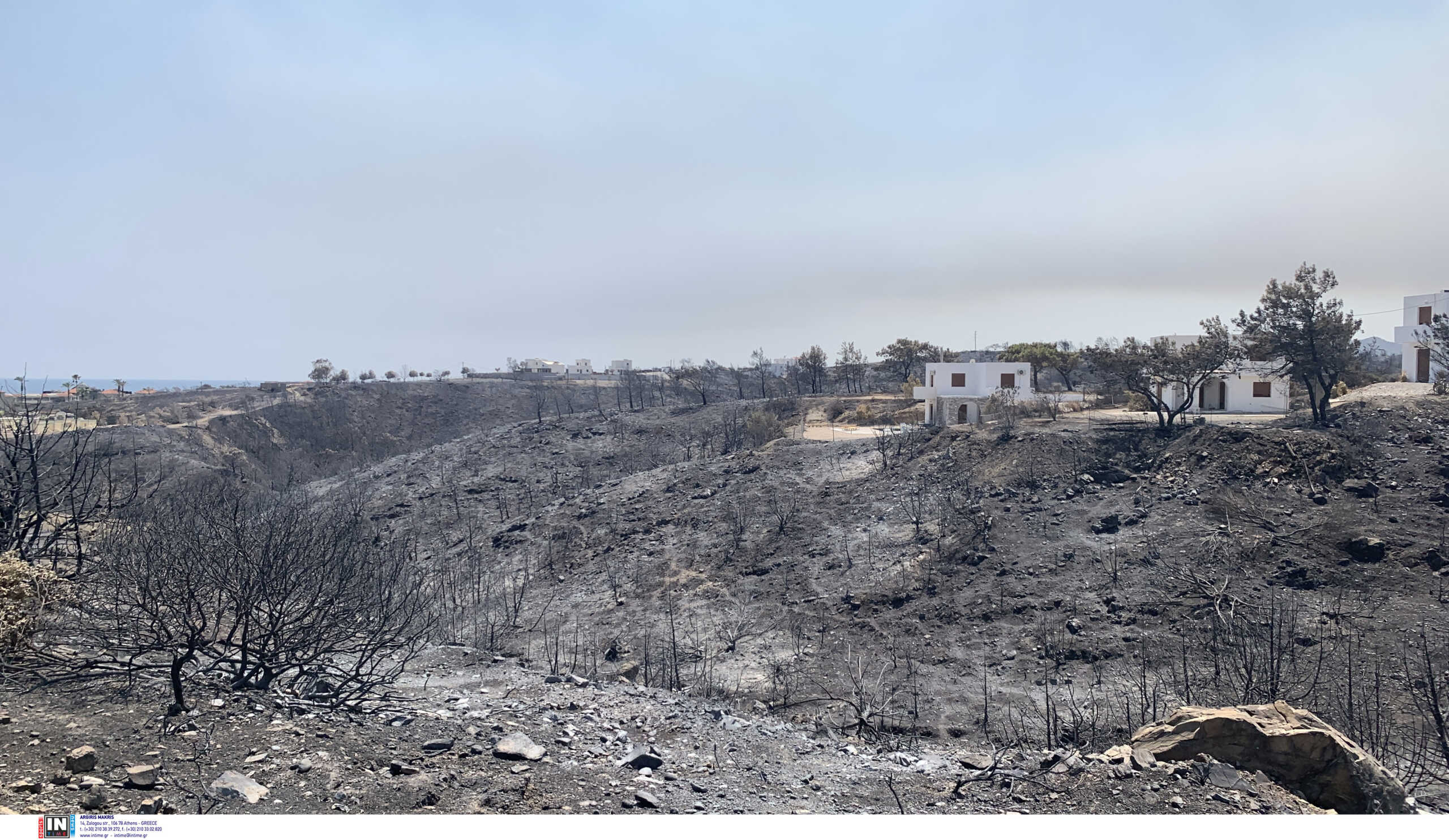 Φωτιές σε Αττική και Κορινθία: 112 κτίρια κρίθηκαν επικίνδυνα για χρήση