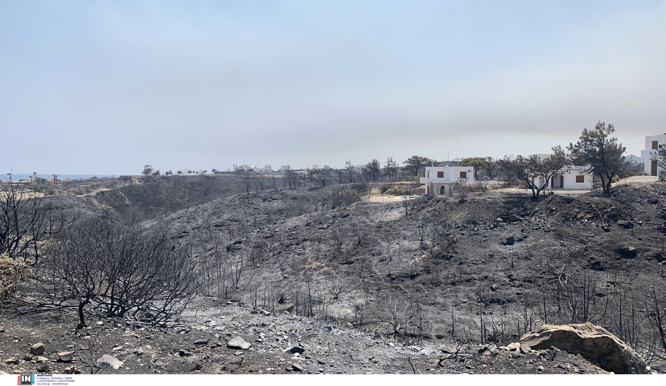 Φωτιές σε Αττική και Κορινθία: 112 κτίρια κρίθηκαν επικίνδυνα για χρήση