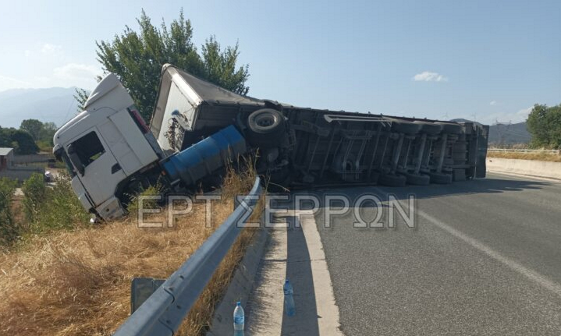 Εγνατία Οδός: Τροχαίο με ανατροπή τριαξονικής νταλίκας έξω από τις Σέρρες