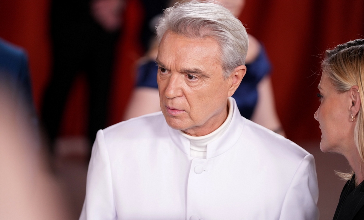 epa10518292 David Byrne arrives for the 95th annual Academy Awards ceremony at the Dolby Theatre in Hollywood, Los Angeles, California, USA, 12 March 2023. The Oscars are presented for outstanding individual or collective efforts in filmmaking in 24 categories.  EPA