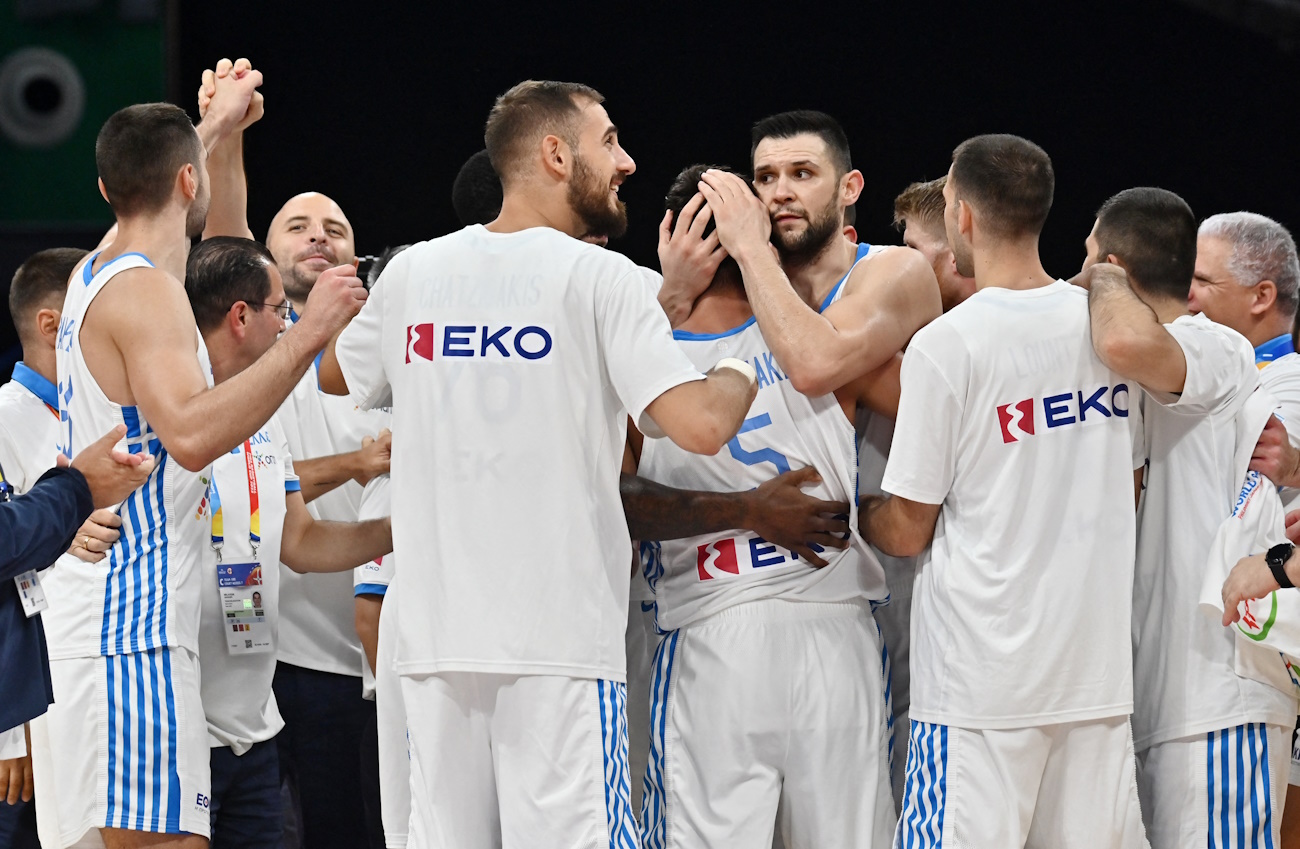 Basketball - FIBA World Cup 2023 - First Round - Group C - Greece v New Zealand - Mall of Asia Arena, Manila, Philippines - August 30, 2023 Greece's players celebrate winning after the match REUTERS