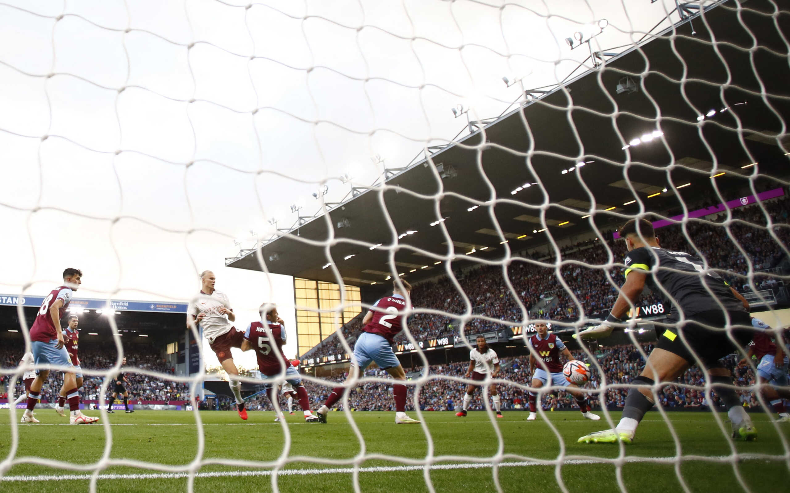 Soccer Football - Premier League - Burnley v Manchester City - Turf Moor, Burnley, Britain - August 11, 2023 Manchester City's Erling Braut Haaland scores their first goal Action Images via Reuters