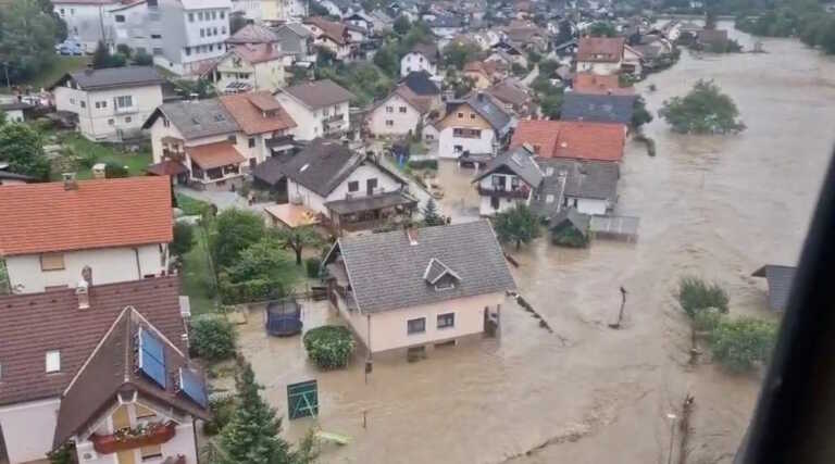 Κατακλυσμιαίες βροχές και πλημμύρες «βούλιαξαν» τη Σλοβενία - Εικόνες βιβλικής καταστροφής