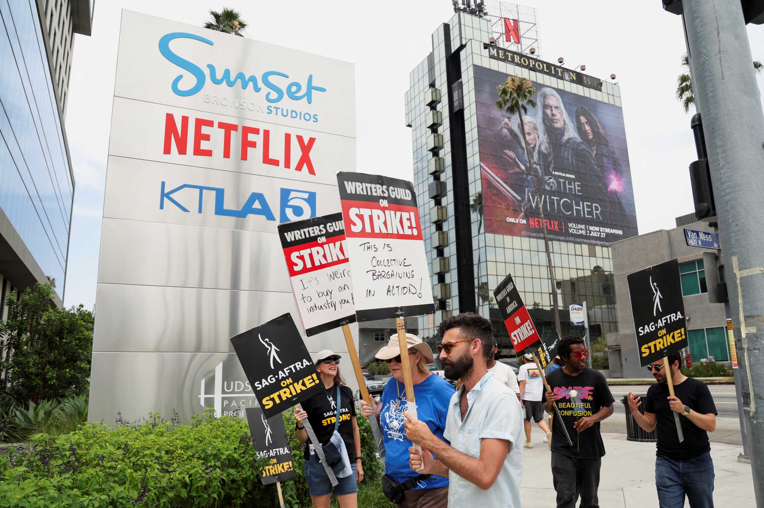 SAG-AFTRA actors and Writers Guild of America (WGA) writers walk the picket line during their ongoing strike outside Netflix, in Los Angeles, California, U.S., July 31, 2023. REUTERS