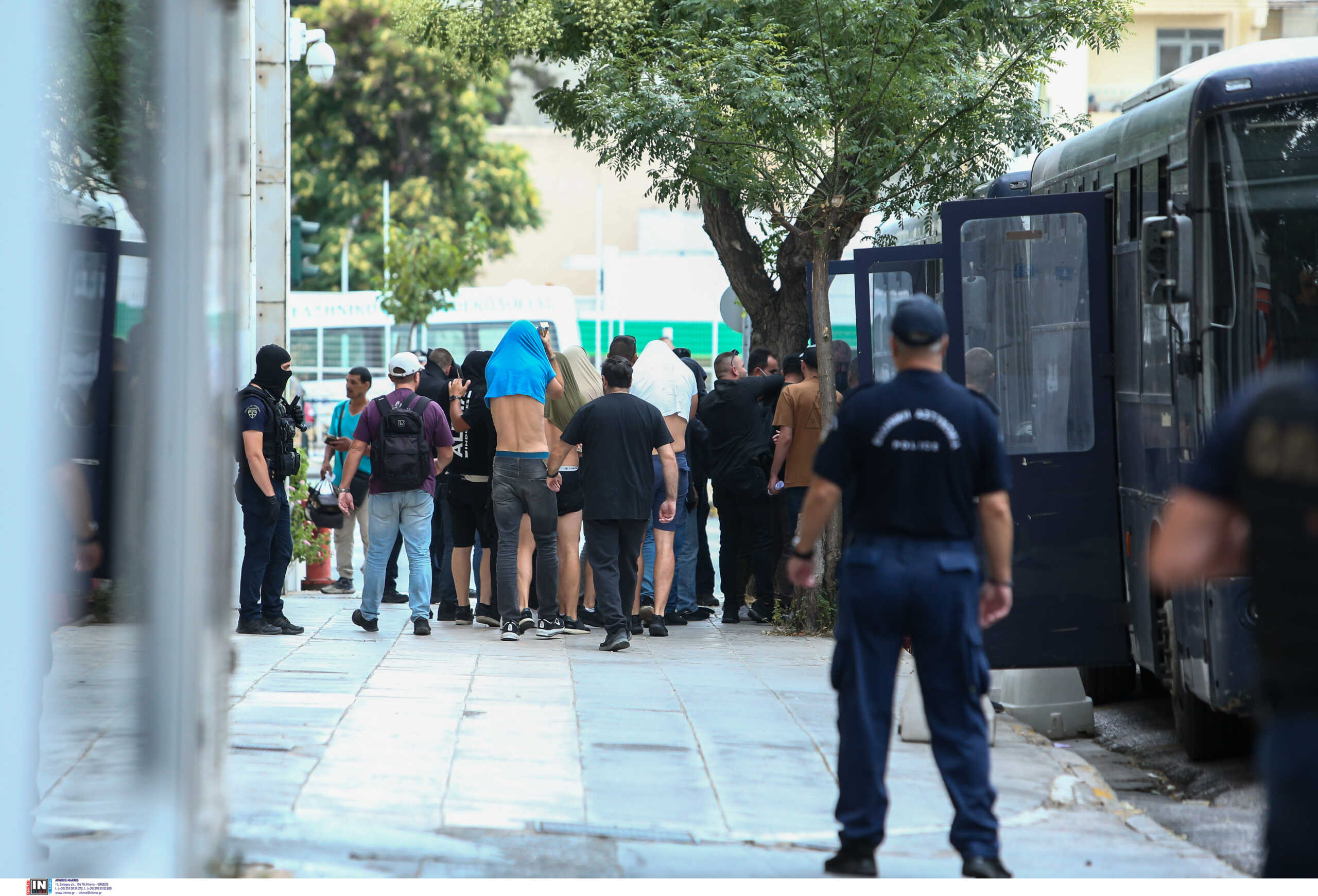 Μιχάλης Κατσουρής: Άρχισαν να μιλάνε τα κινητά των Κροατών χούλιγκαν – Μυστήριο με κομβόι 50 μοτοσικλετών στη Ριζούπολη μετά τη δολοφονία