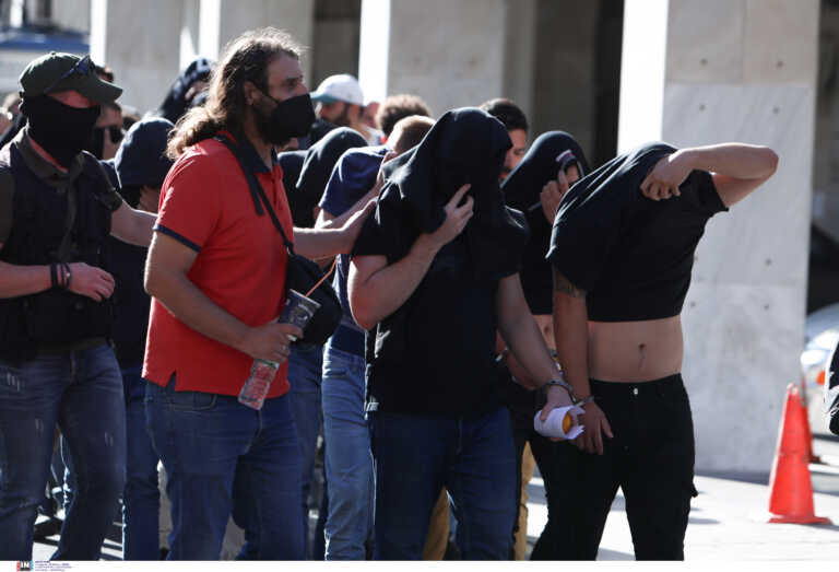 «Καταπέλτης» τα προσωρινά εντάλματα σύλληψης για τους Κροάτες χούλιγκαν! Ύποπτοι τέλεσης νέων αδικημάτων και ύποπτοι φυγής 