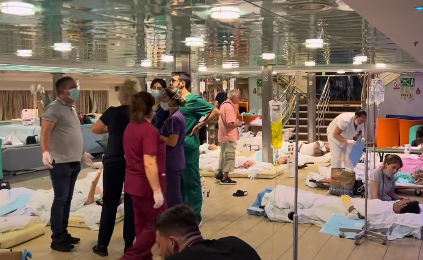 Φωτιά στην Αλεξανδρούπολη: Σε πλοίο ασθενείς από το Πανεπιστημιακό Νοσοκομείο