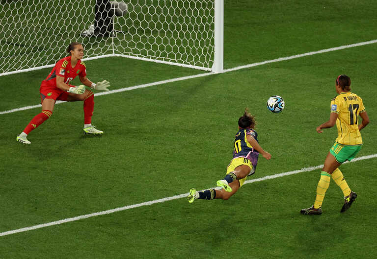 Παγκόσμιο Κύπελλο ποδοσφαίρου γυναικών: «Τσέκαραν» τα εισιτήρια για τους προημιτελικούς Κολομβία και Γαλλία