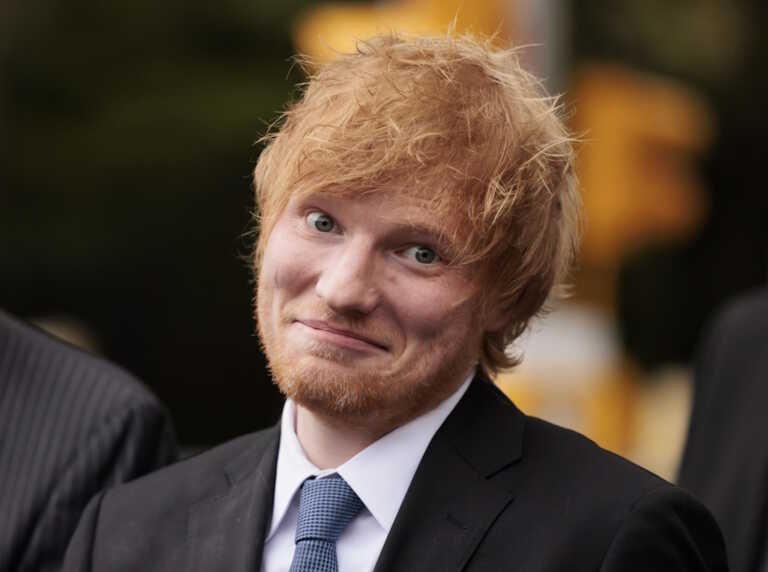 Ed Sheeran: «Παράξενη η Τεχνητή Νοημοσύνη, δεν ξέρω γιατί τη χρειαζόμαστε»
