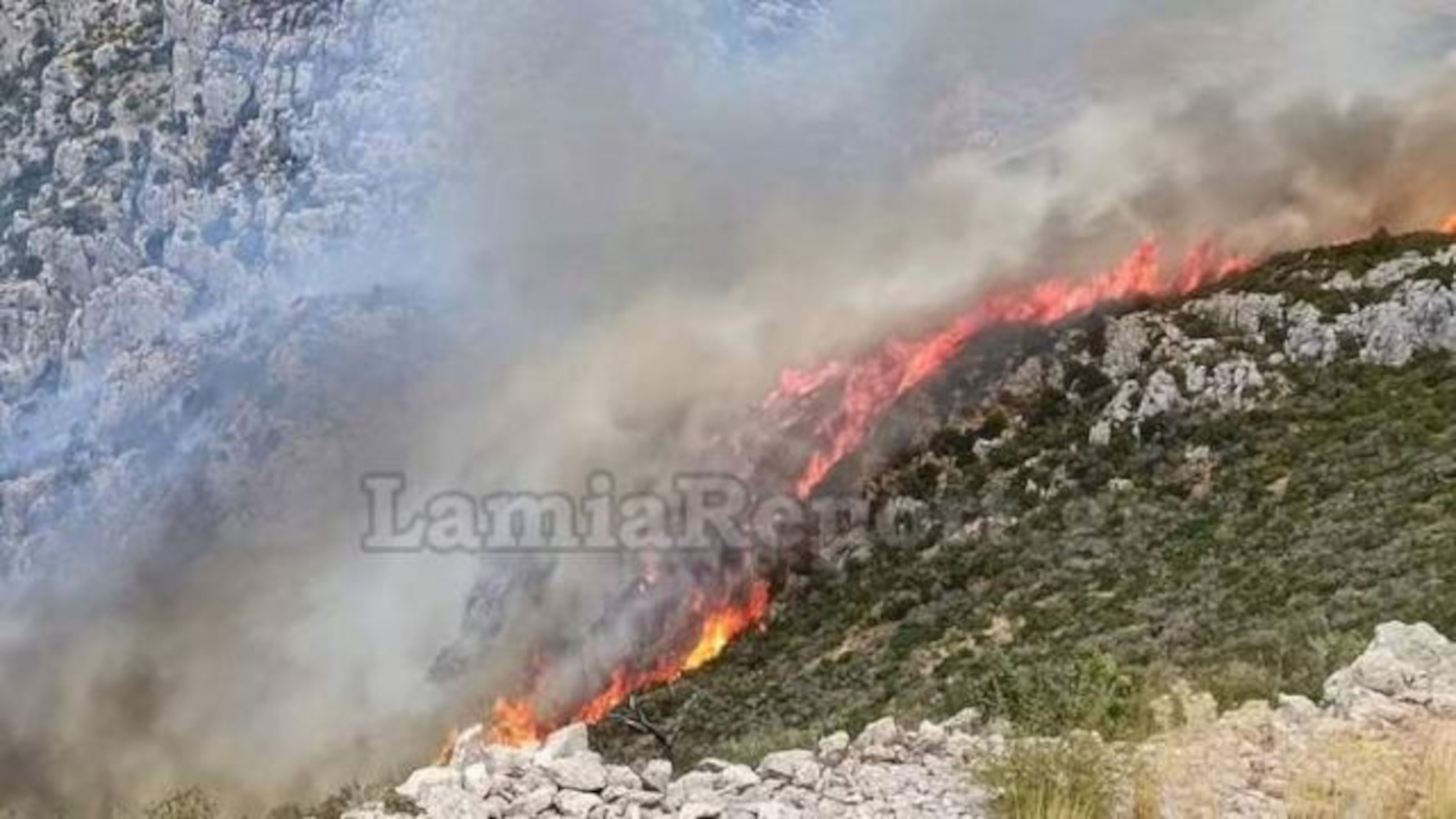 Φθιώτιδα: Μαίνεται η μεγάλη φωτιά στους Λοκρούς