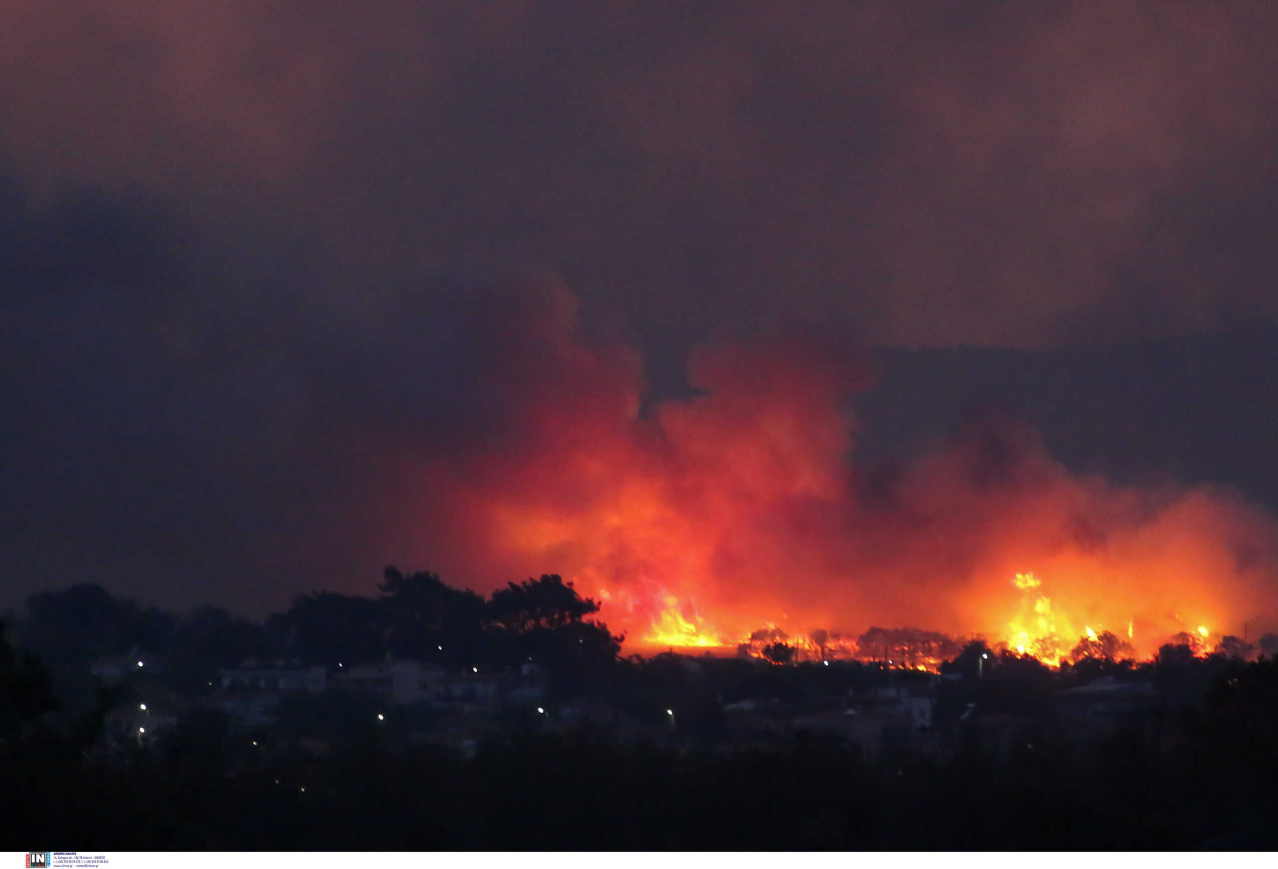 Φωτιά στην Αλεξανδρούπολη: Μεγάλη αναζωπύρωση στον οικισμό Νίψα – Συνεχίζεται η μάχη με τις φλόγες
