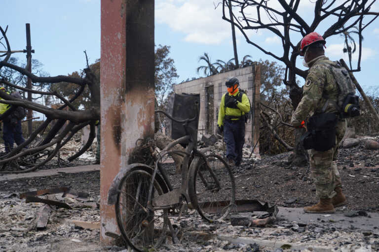 Τουλάχιστον 89 οι νεκροί από τις φωτιές στη Χαβάη - Τοπίο ολέθρου στο Μάουι, απελπισμένοι οι κάτοικοι