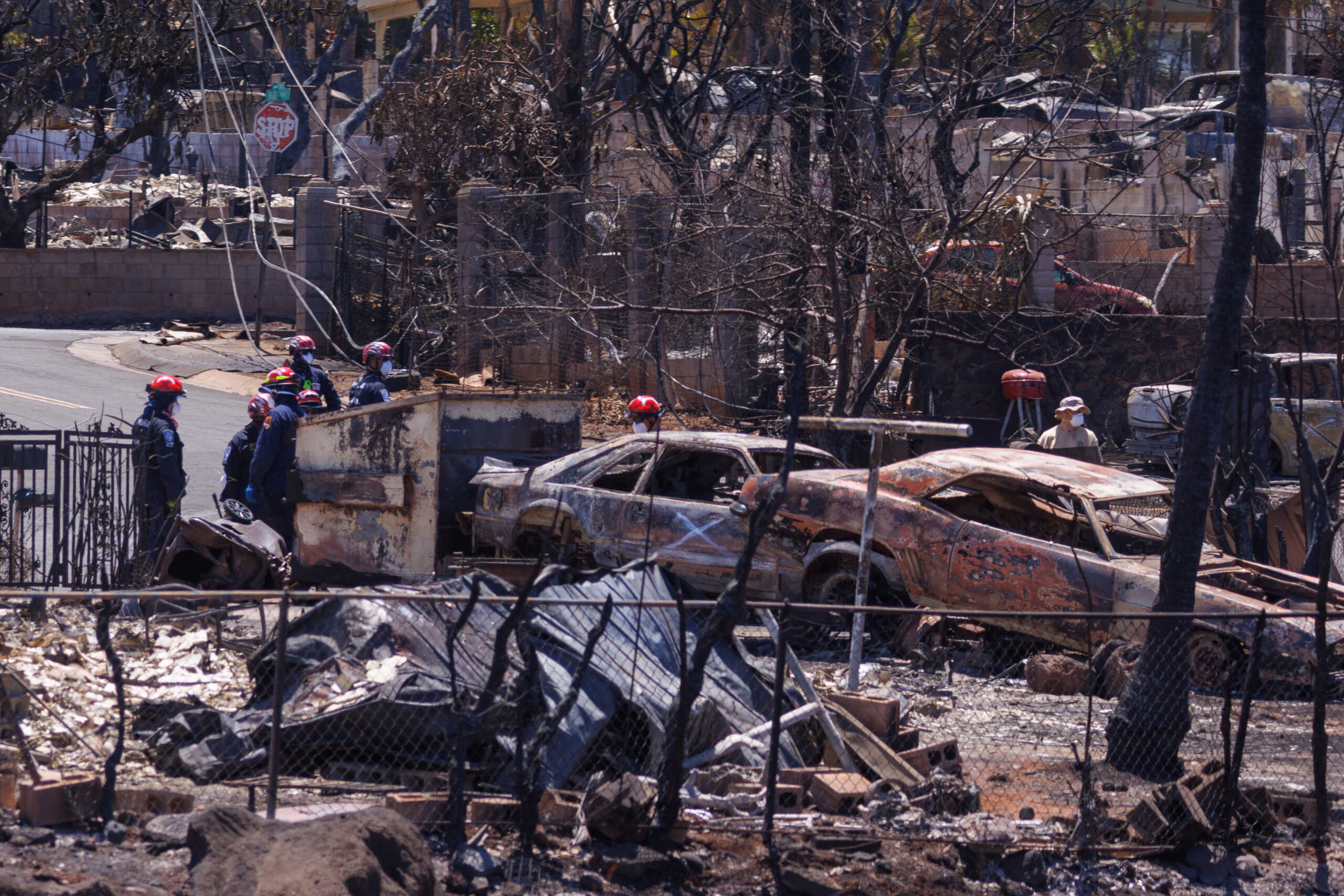 Χαβάη: Οργισμένοι οι κάτοικοι με τους τουρίστες την ώρα που οι Αρχές ψάχνουν για νεκρούς