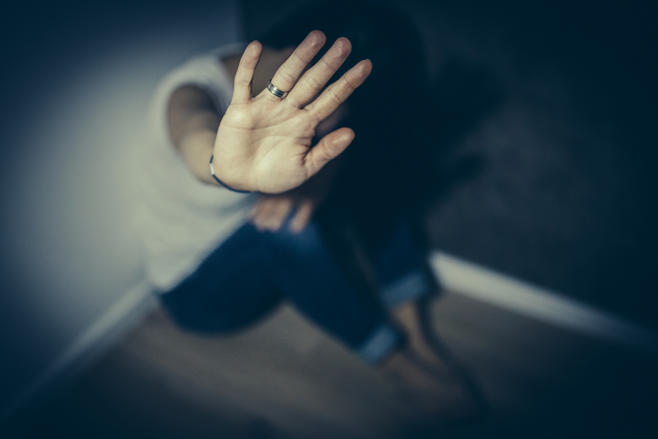 Πύργος: Καταγγελία φρίκης για βιντεοσκόπηση του βιασμού της από τον σύντροφό της