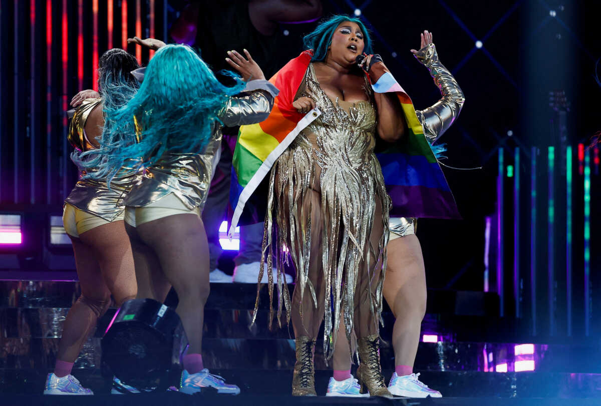 FILE PHOTO: Lizzo performs at the Glastonbury Festival site in Somerset, Britain, June 24, 2023. REUTERS
