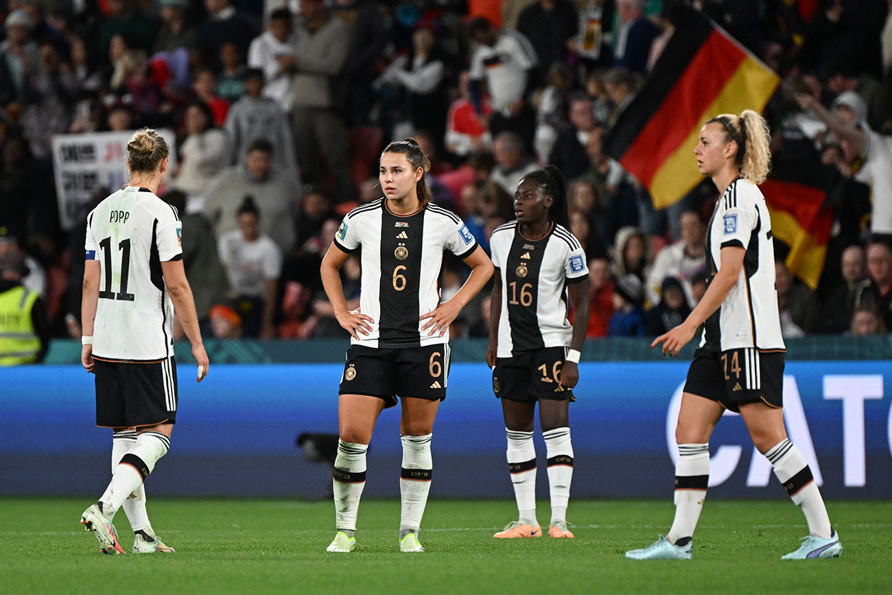 Soccer Football - FIFA Women’s World Cup Australia and New Zealand 2023 - Group H - South Korea v Germany - Brisbane Football Stadium, Brisbane, Australia - August 3, 2023
Germany's Lena Oberdorf and teammates look dejected after Germany are knocked out of the World Cup REUTERS