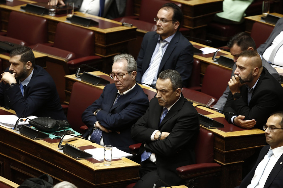 Σπαρτιάτες: Εικόνα διάλυσης – Ανεξαρτητοποιήθηκε ο βουλευτής, Γιώργος Μανούσος