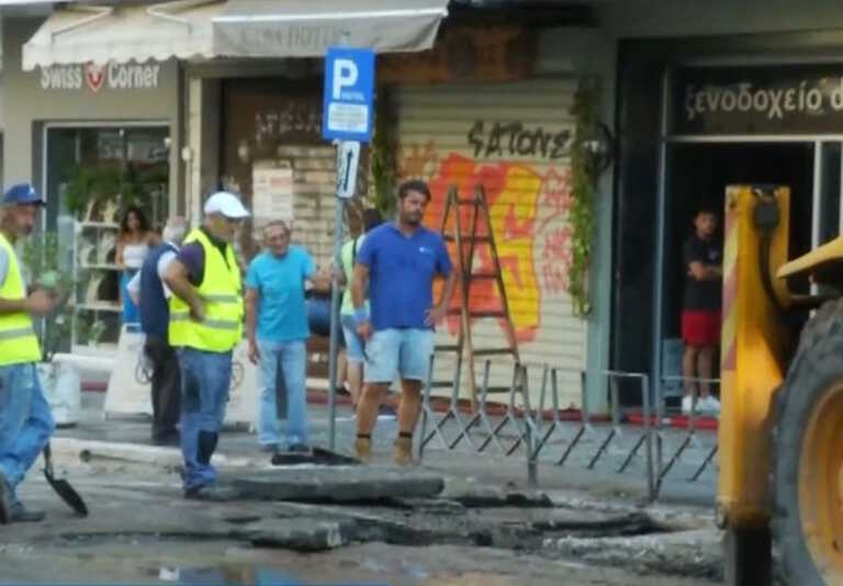 Χωρίς νερό και ρεύμα για ώρες μεγάλο μέρος του κέντρου Θεσσαλονίκης, λόγω σπασμένου αγωγού