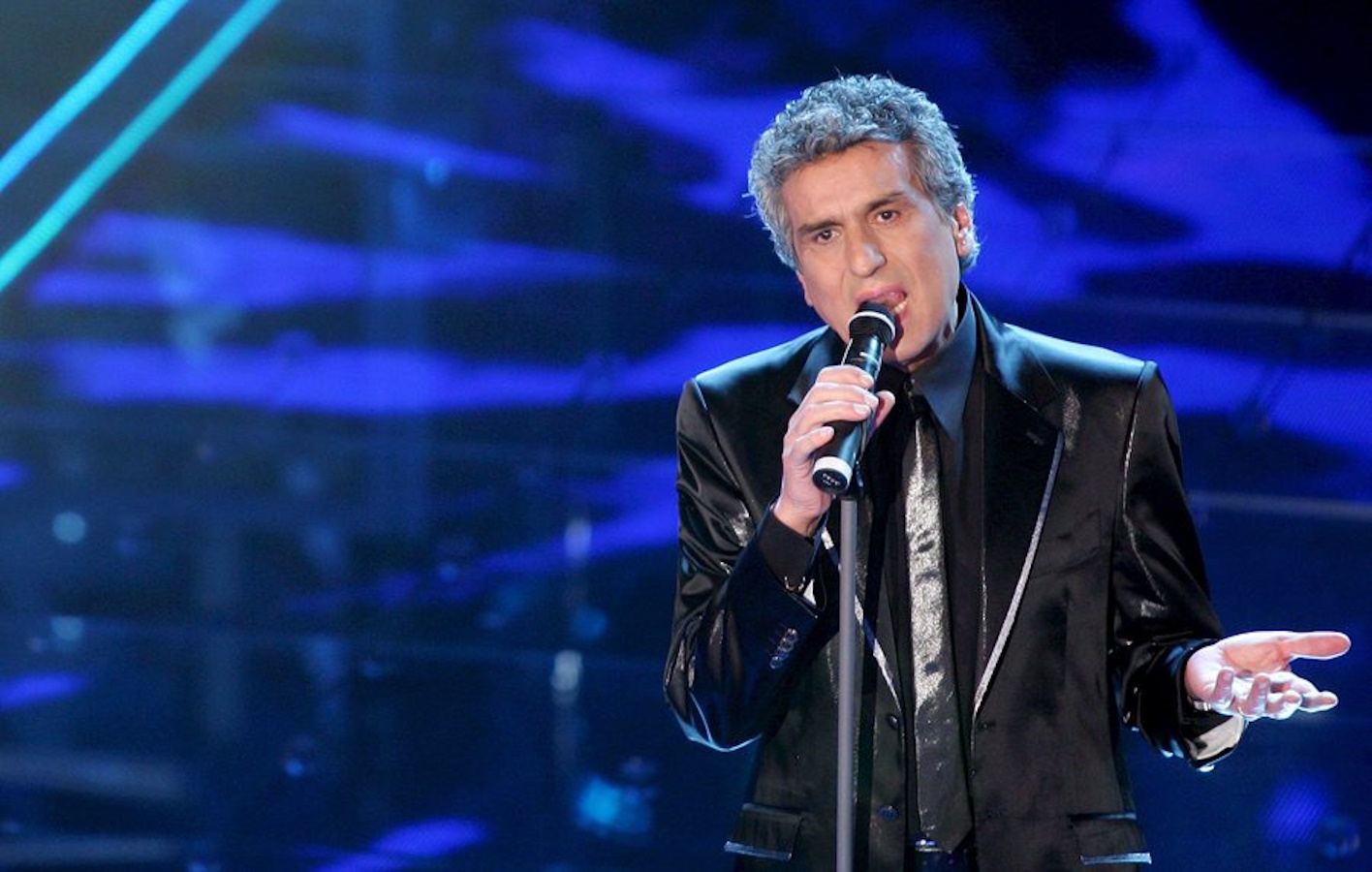 Πέθανε ο Toto Cutugno, ο δημοφιλής Ιταλός τραγουδιστής