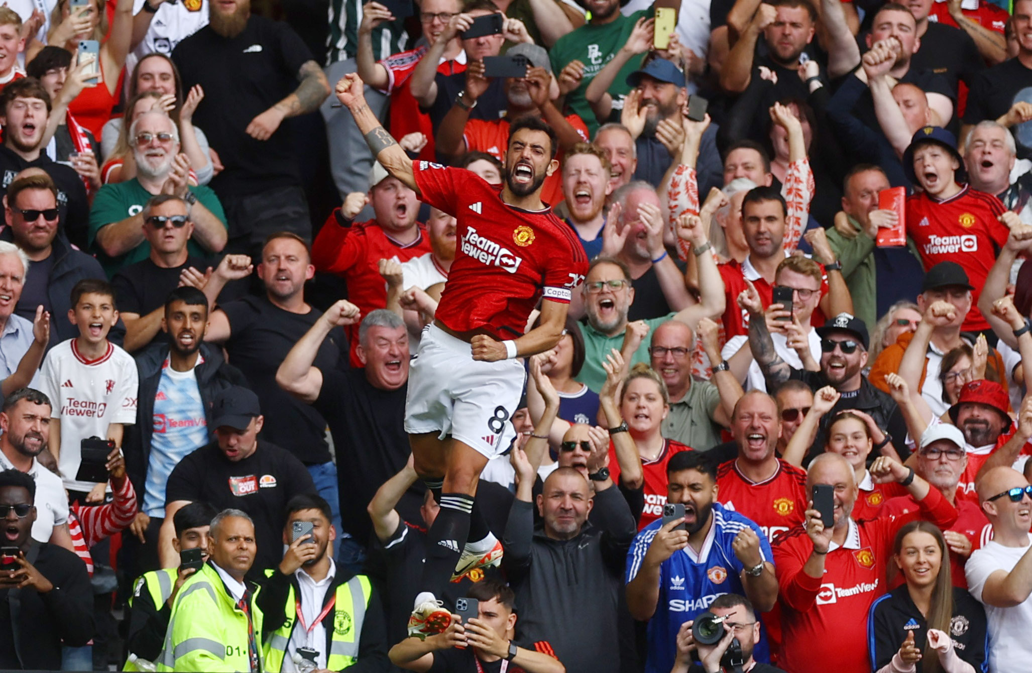 Soccer Football - Premier League - Manchester United v Nottingham Forest - Old Trafford, Manchester, Britain - August 26, 2023 Manchester United's Bruno Fernandes celebrates scoring their third goal Action Images via Reuters