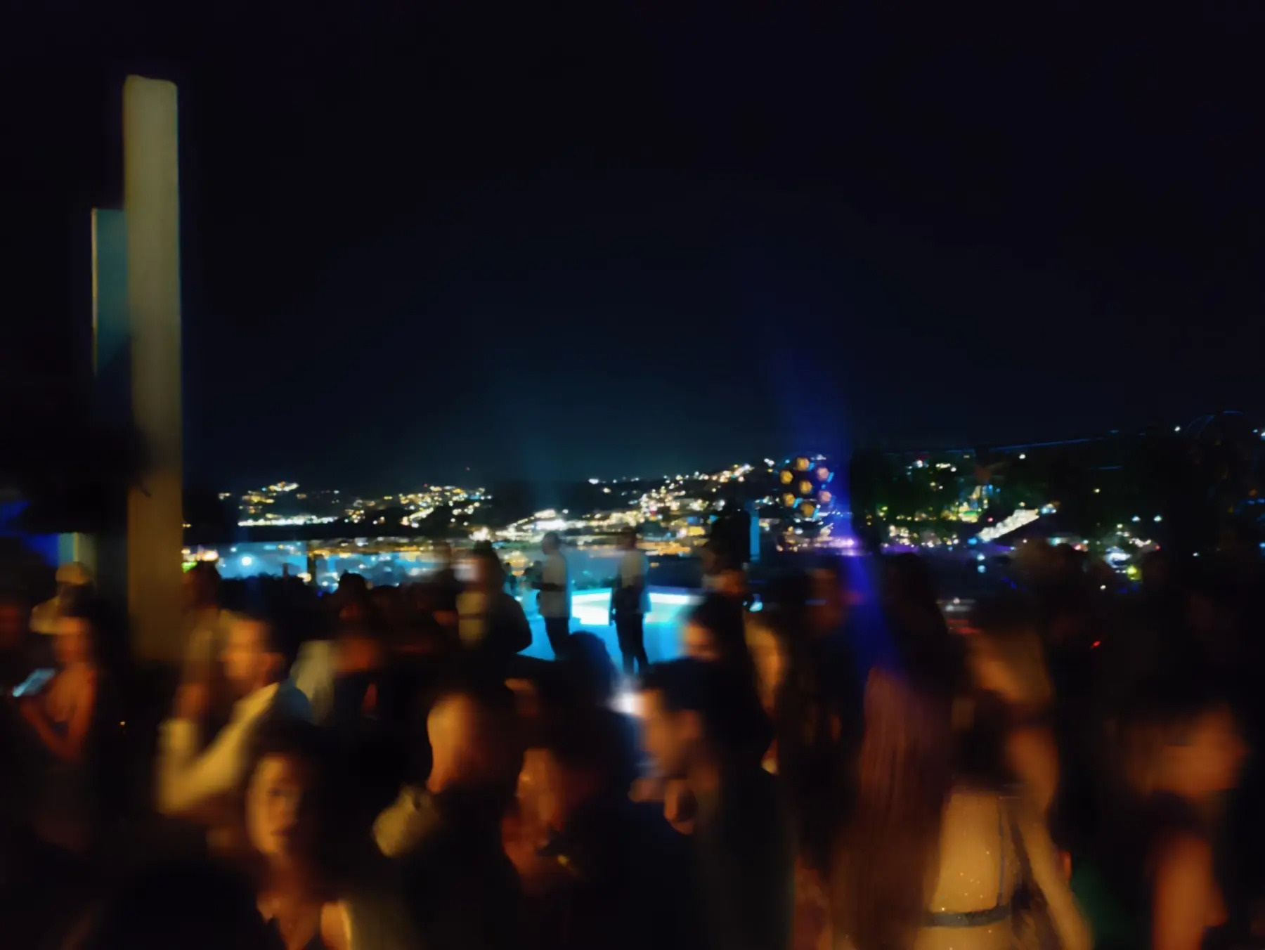 Μύκονος: Βίντεο ντοκουμέντο από το πάρτι με ναρκωτικά σε βίλα