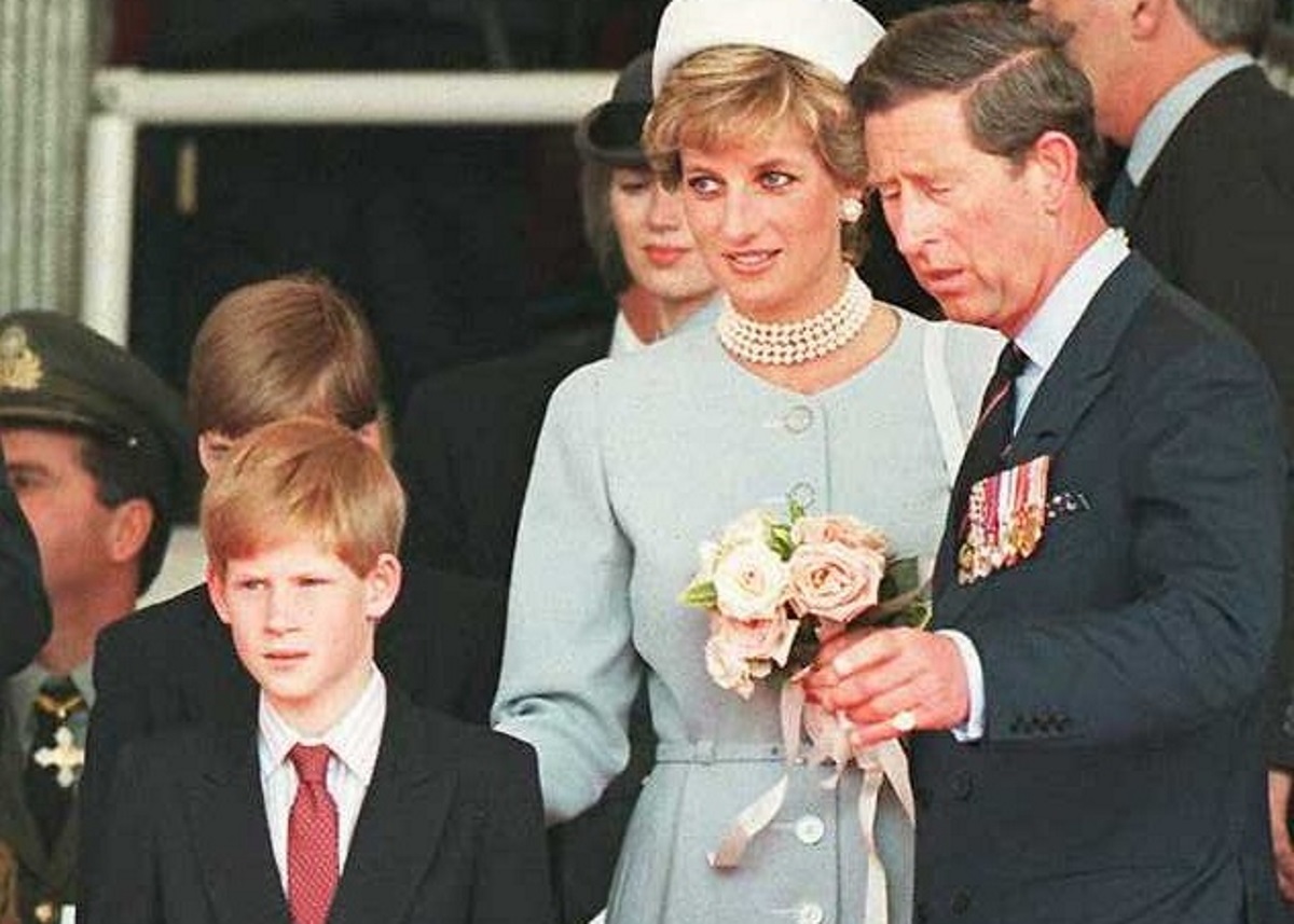 Πριγκίπισσα Νταϊάνα: Αποκαλύπτει από τον τάφο ότι ο Κάρολος απογοητεύτηκε όταν γεννήθηκε ο Χάρι – Περίμενε κορίτσι