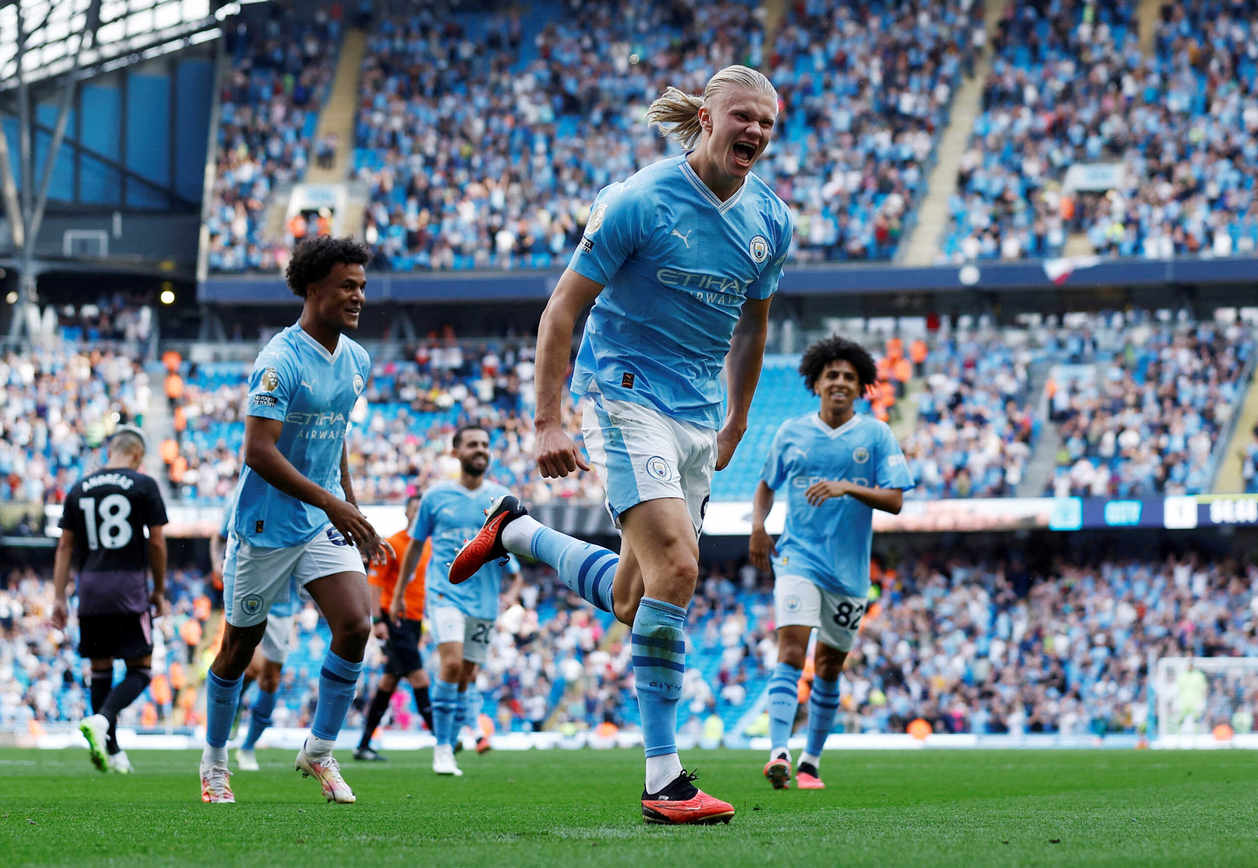 Soccer Football - Premier League - Manchester City v Fulham - Etihad Stadium, Manchester, Britain - September 2, 2023 Manchester City's Erling Braut Haaland celebrates scoring their fifth goal and his hat-trick Action Images via Reuters