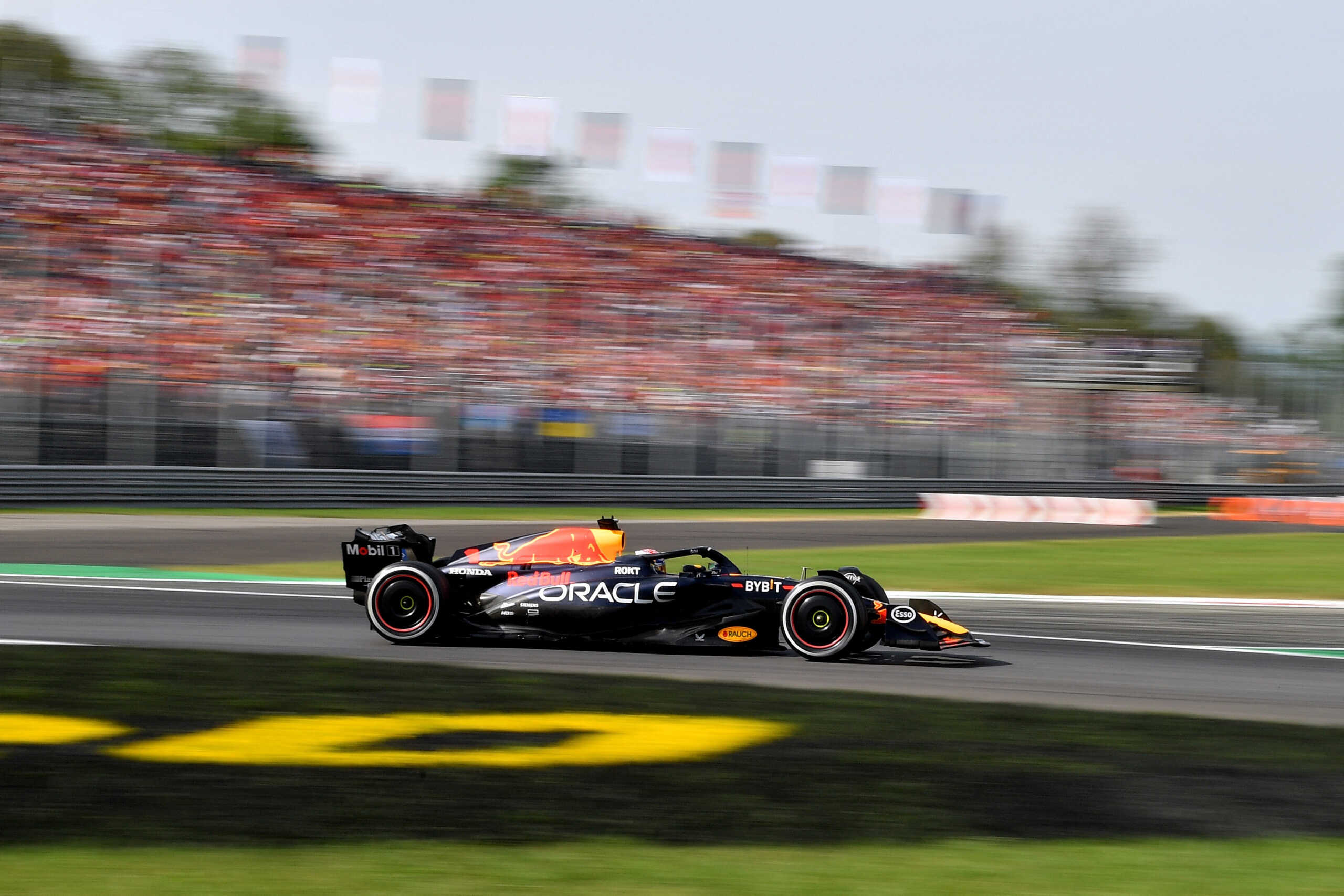 Formula One F1 - Italian Grand Prix - Autodromo Nazionale Monza, Monza, Italy - September 3, 2023 Red Bull's Max Verstappen in action during the race REUTERS