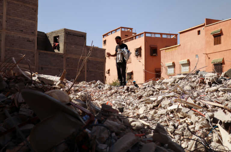 Ανεβαίνει συνεχώς ο τραγικός απολογισμός των 7 Ρίχτερ στο Μαρόκο - 2.122 πλέον οι νεκροί και 2.421 οι τραυματίες