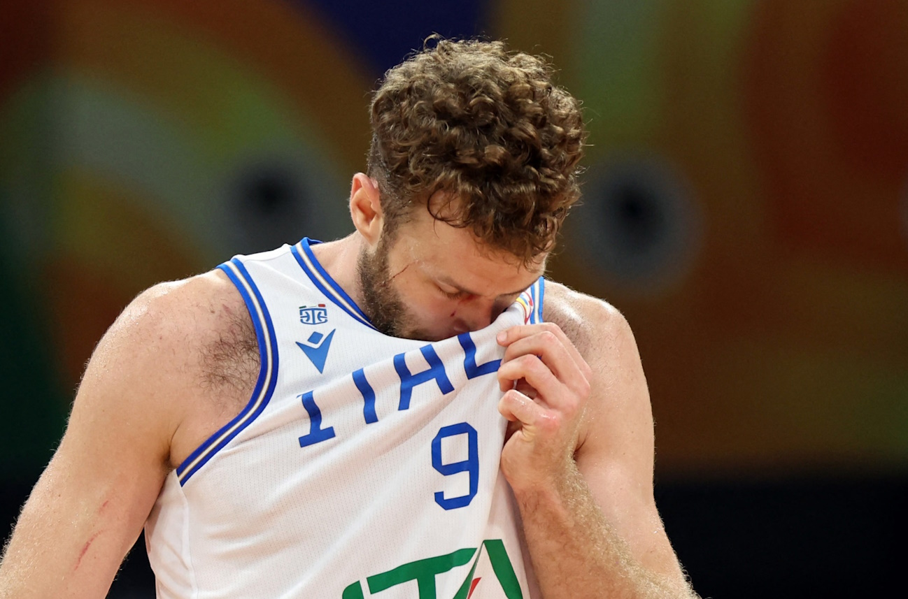 Basketball - FIBA World Cup 2023 - Quarter-Final - Italy v United States - Mall of Asia Arena, Manila, Philippines - September 5, 2023 Italy's Nicolo Melli reacts during the match REUTERS