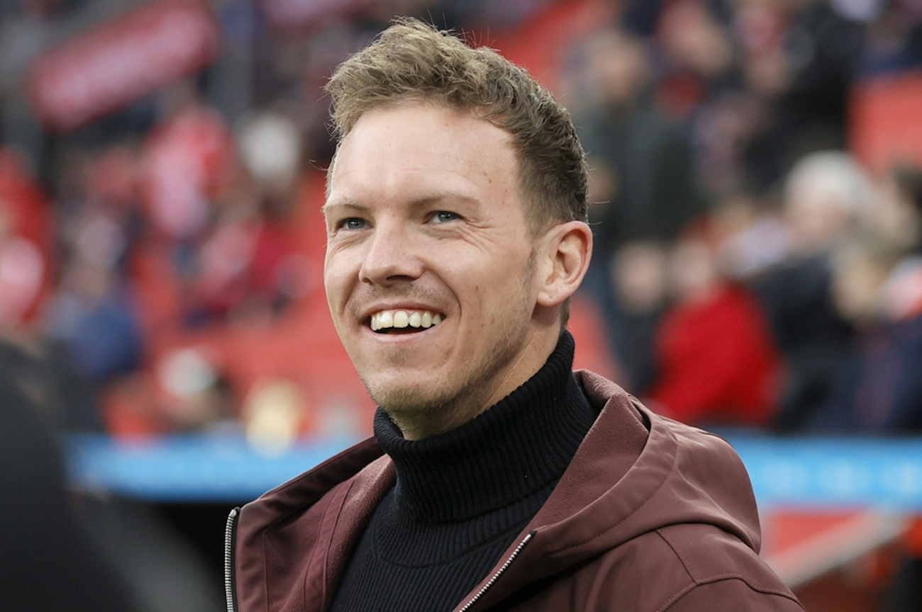 epa10532281 Munich's head coach Julian Nagelsmann reacts before the German Bundesliga soccer match between Bayer 04 Leverkusen and FC Bayern Munich in Leverkusen, Germany, 19 March 2023.  EPA