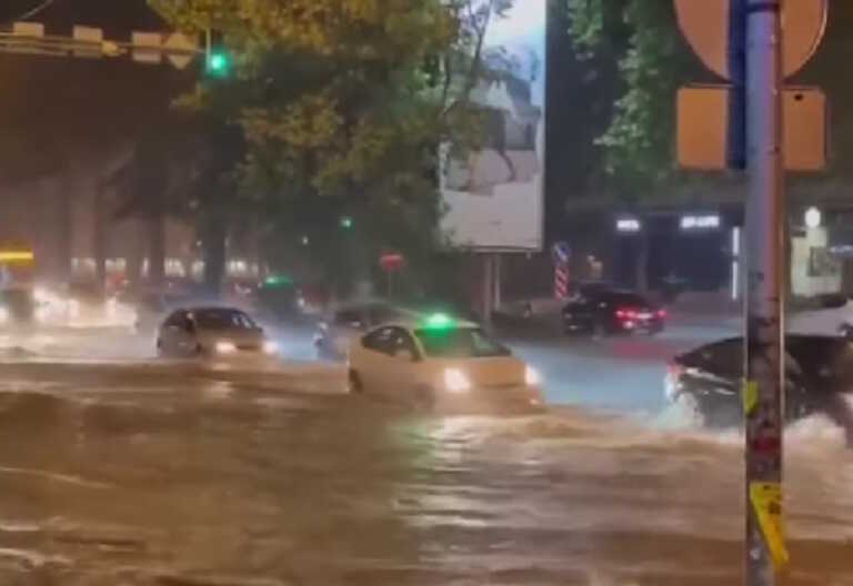 Νεκροί και αγνοούμενοι από πλημμύρες και κατολισθήσεις στη Γεωργία - Εκκενώνονται περιοχές