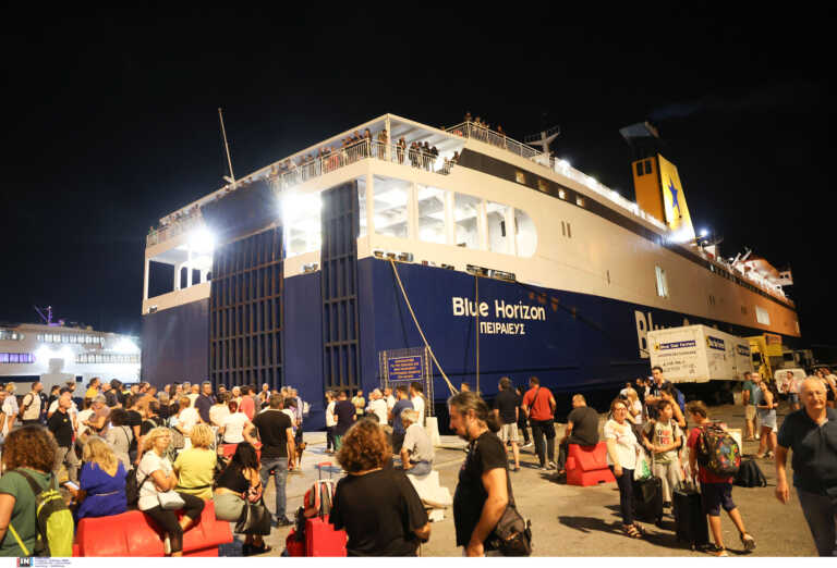 «Δεν είδα καμία προσπάθεια σωτηρίας» του Αντώνη - Συγκλονιστική μαρτυρία επιβάτη του Blue Horizon στο Live News