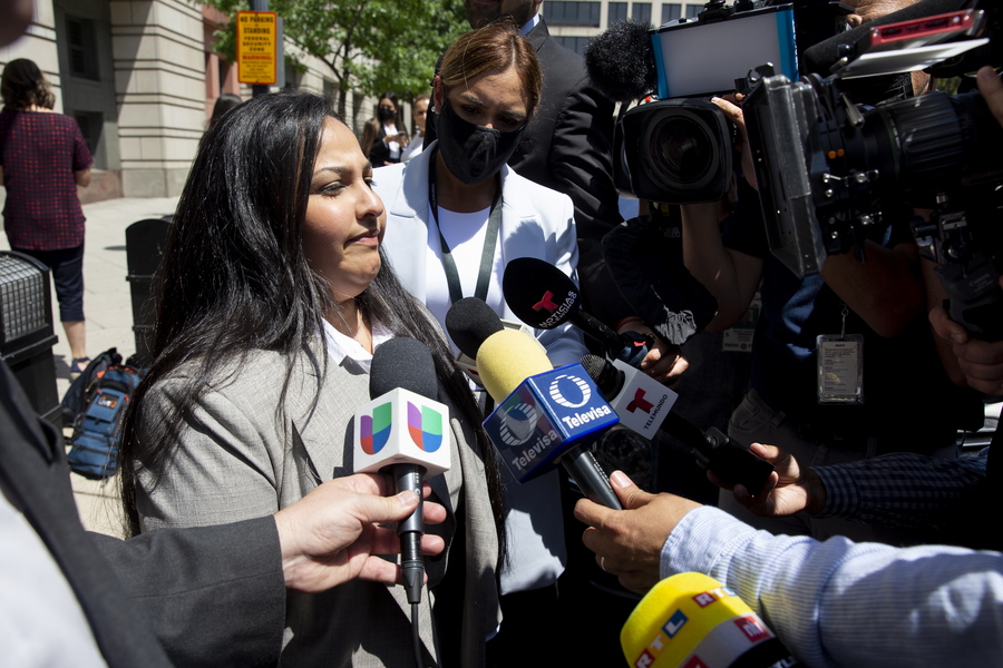 «Ελ Τσάπο» : Αποφυλακίζεται η σύζυγός του βαρόνου ναρκωτικών Έμα Κορονέλ
