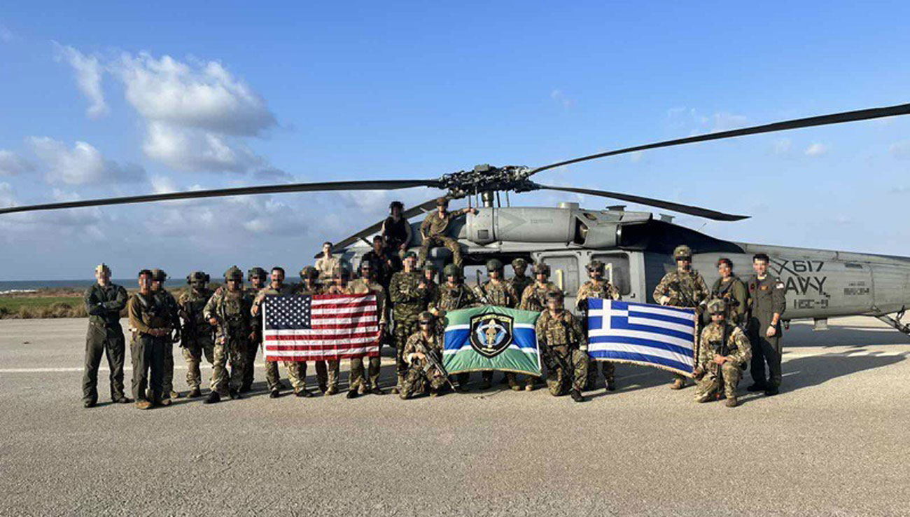 Συνεκπαίδευση Ελλάδας και ΗΠΑ στη Σούδα για έρευνα και διάσωση μάχης και εξουδετέρωση εκρηκτικών