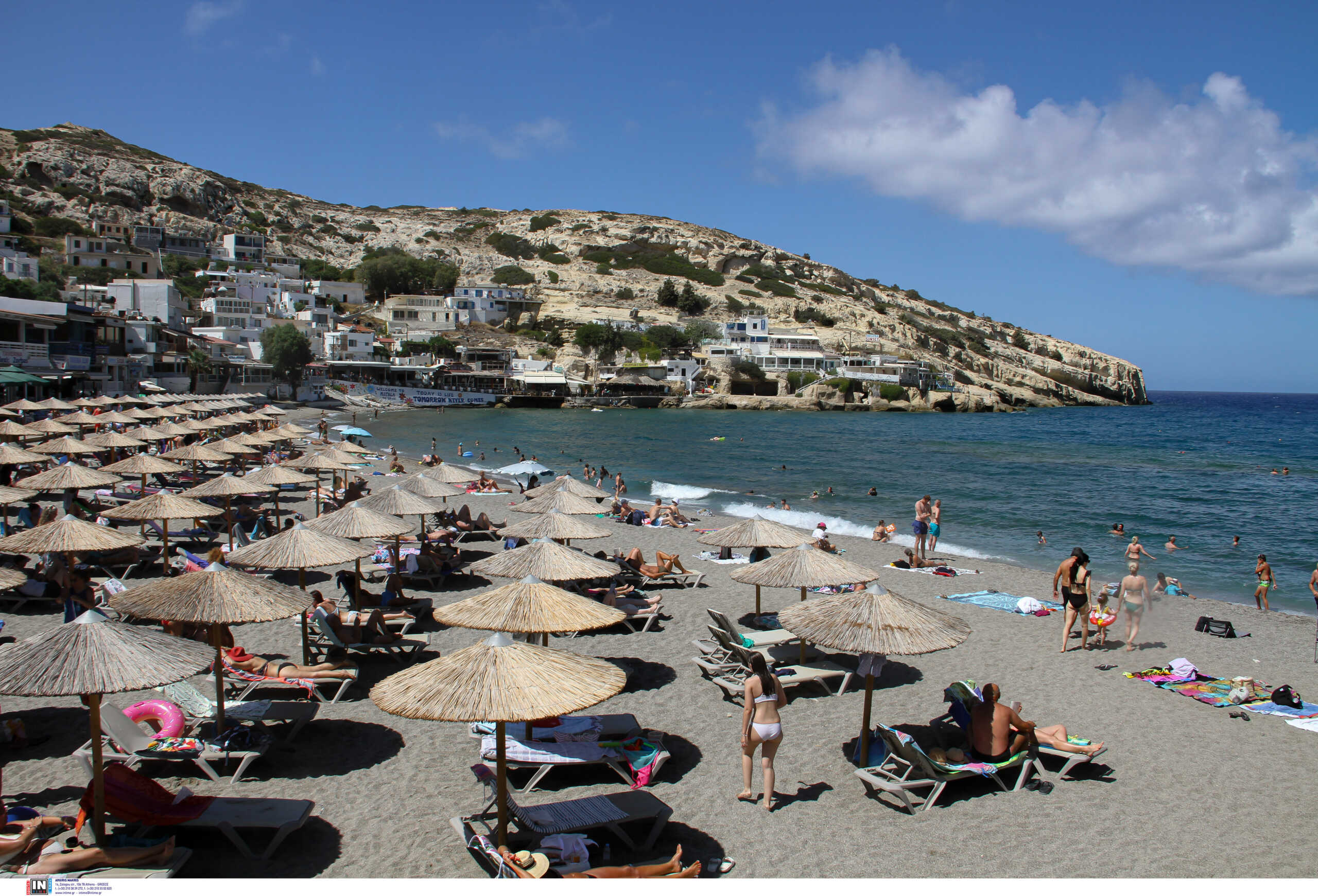 Οι Times «ψηφίζουν» Ελλάδα για διακοπές και το φθινόπωρο με παραλίες για κάθε γούστο