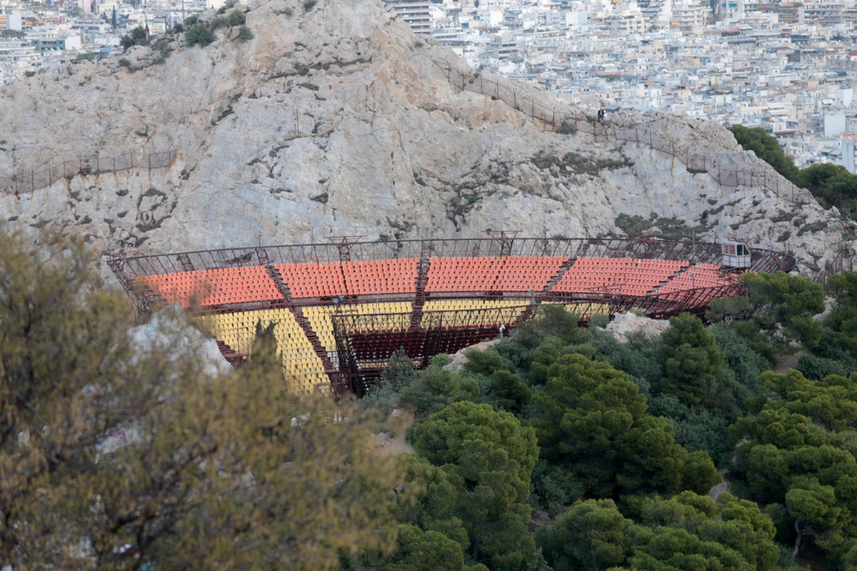 Λυκαβηττός χωρίς αυτοκίνητο – Πώς μπορείτε να ανεβείτε στο Θέατρο για την αποψινή συναυλία