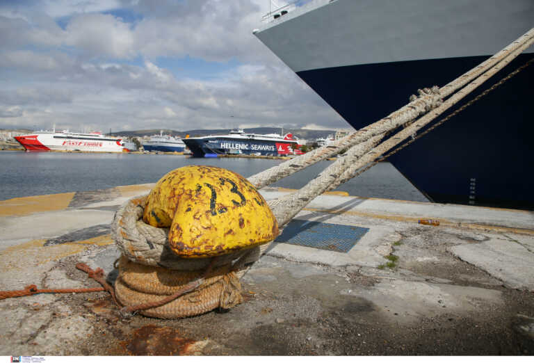 Απαγόρευση απόπλου στο πλοίο «ΚΡΗΤΗ ΙΙ» λόγω μηχανικής βλάβης