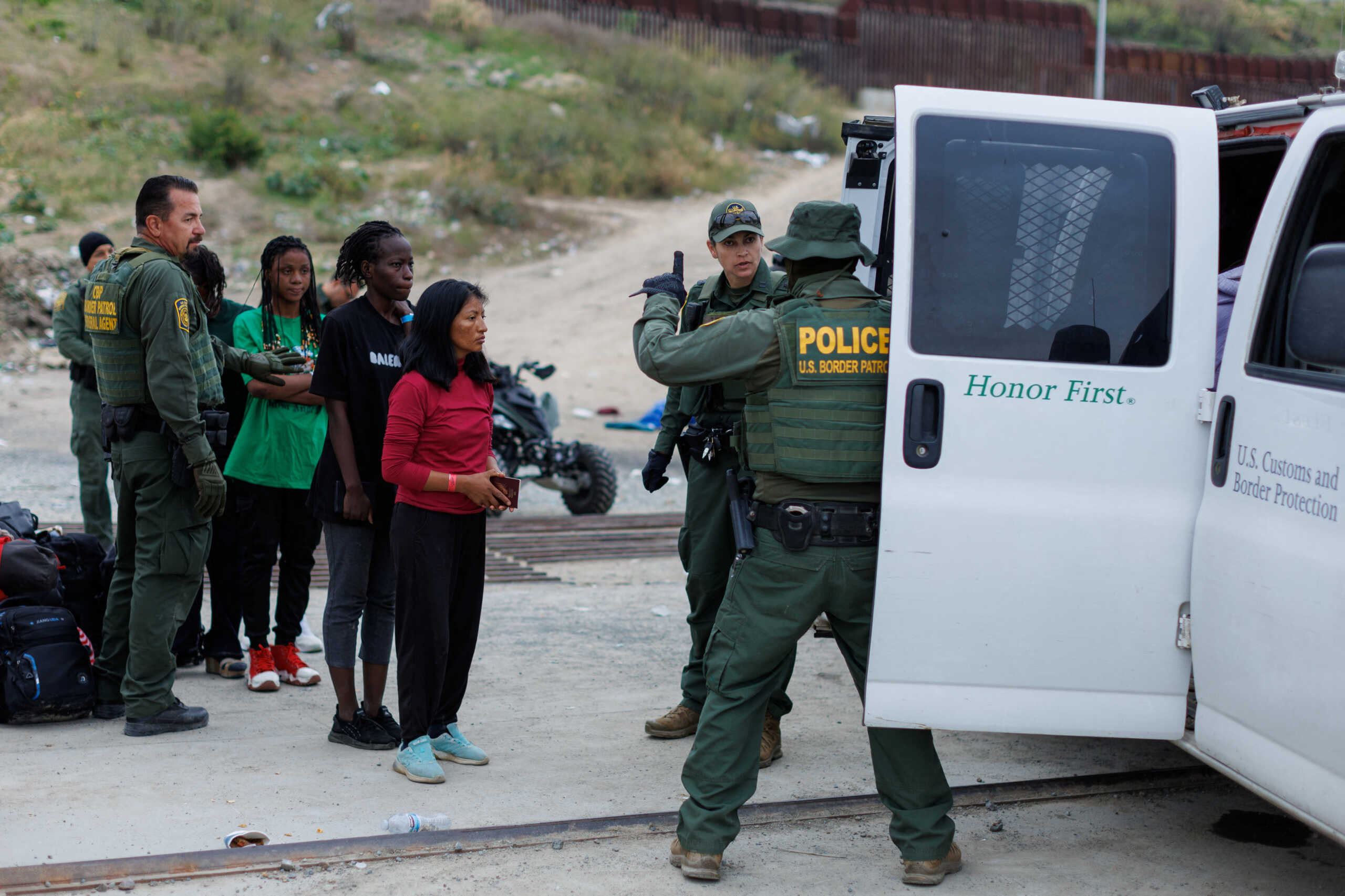 Μεξικό: Καταδικάστηκαν 11 αστυνομικοί για τους φόνους 17 μεταναστών – Σκότωναν και έκαιγαν τα πτώματα