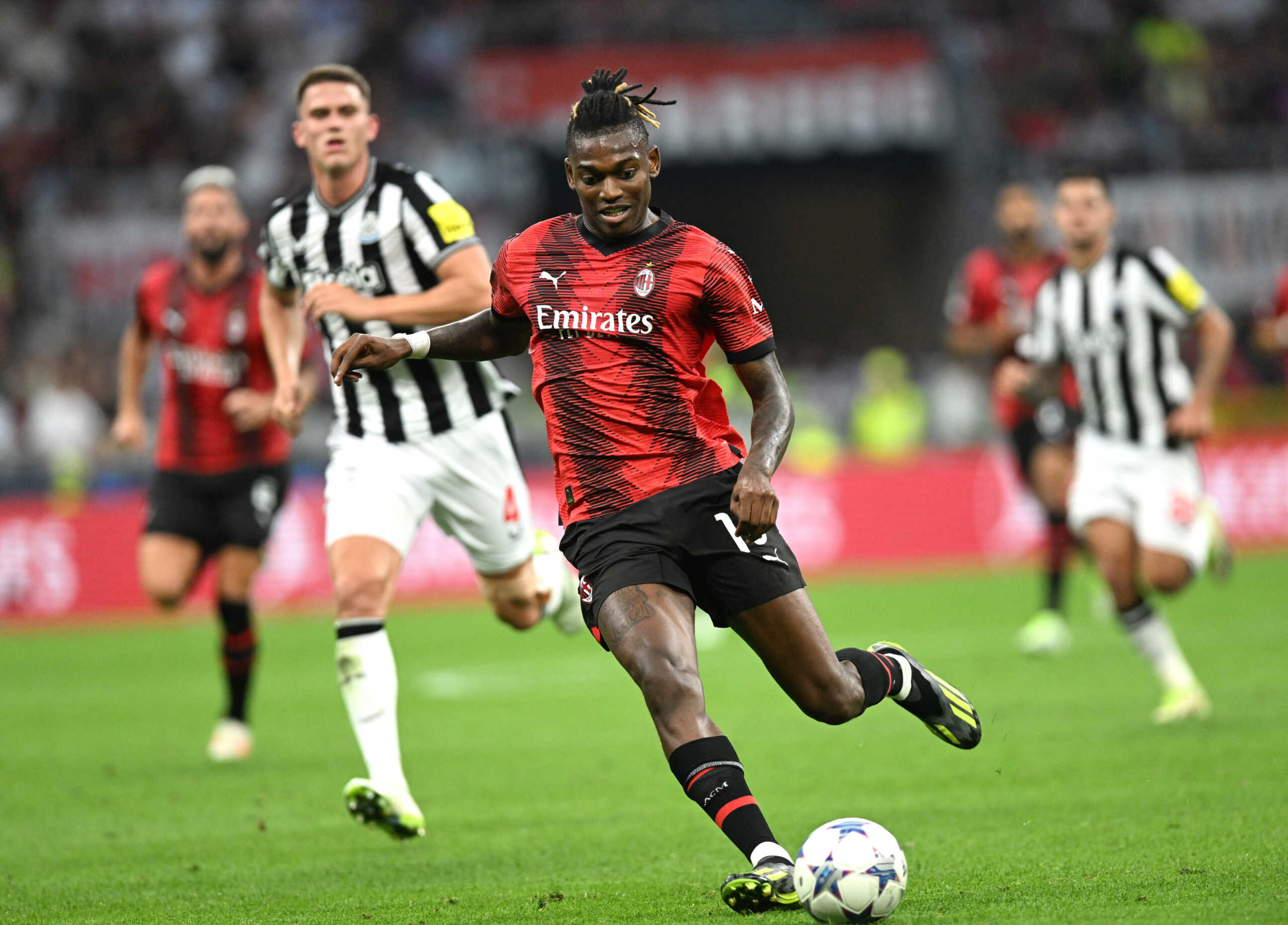 Soccer Football - Champions League - Group F - AC Milan v Newcastle United - San Siro, Milan, Italy - September 19, 2023 AC Milan's Rafael Leao in action REUTERS