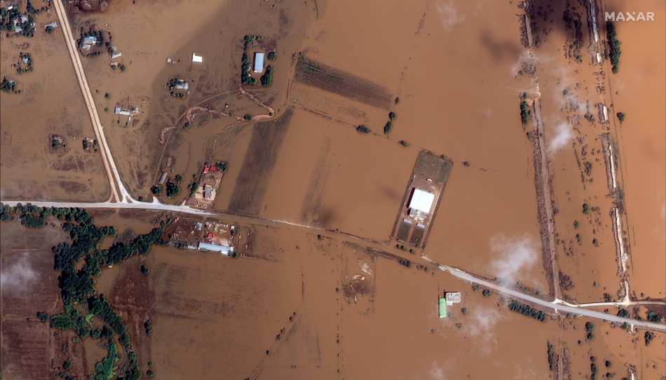 Κακοκαιρία – Θεσσαλία: Φόβοι για νέα πλημμύρα «γονατίζουν» τους κατοίκους – 15 οι νεκροί και αμέτρητοι «ξεριζωμένοι»