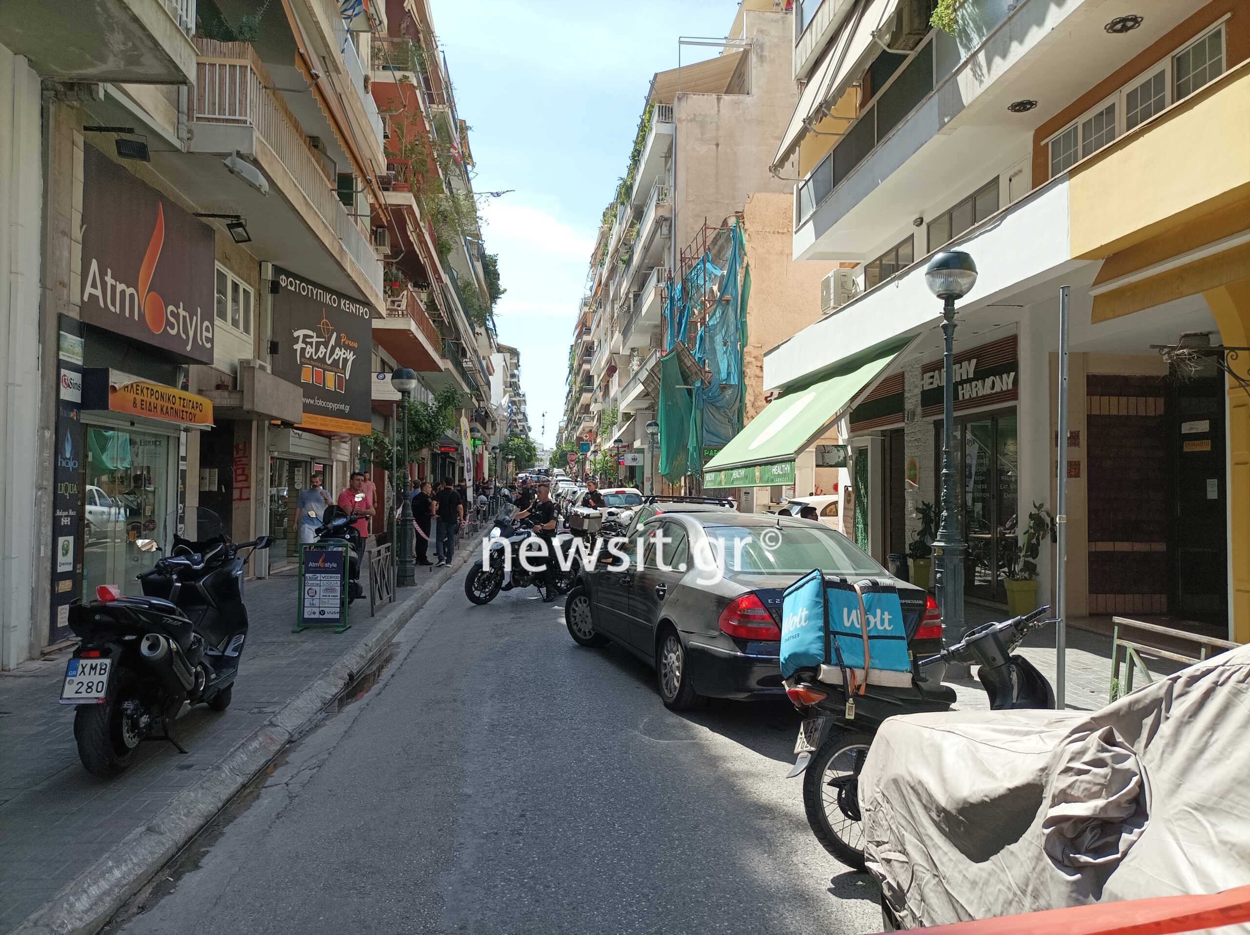 Πειραιάς: Ηλικιωμένος πυροβόλησε με καραμπίνα άνδρα – Σοβαρά τραυματισμένο το θύμα