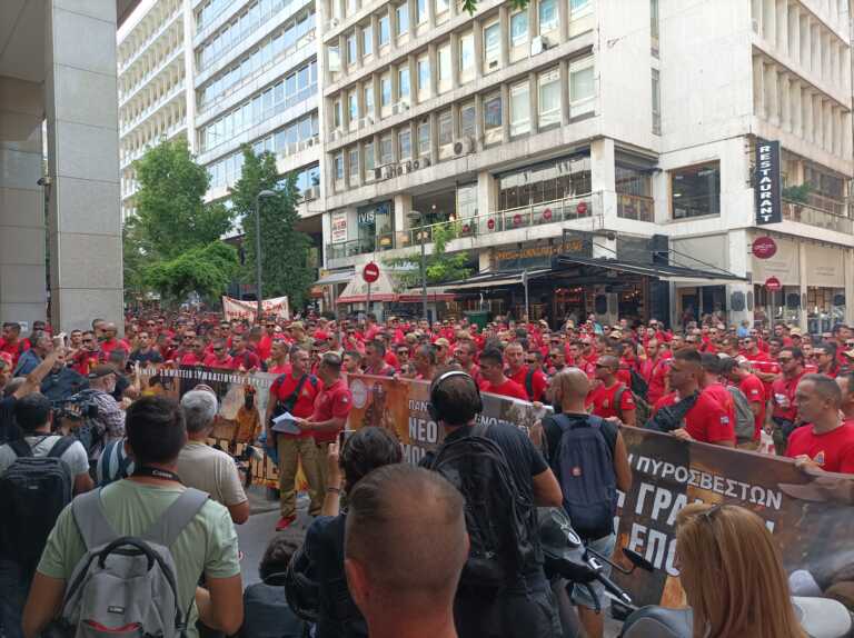 Συγκεντρώσεις κατά του εργασιακού νομοσχεδίου - Άνοιξαν οι δρόμοι στο κέντρο της Αθήνας