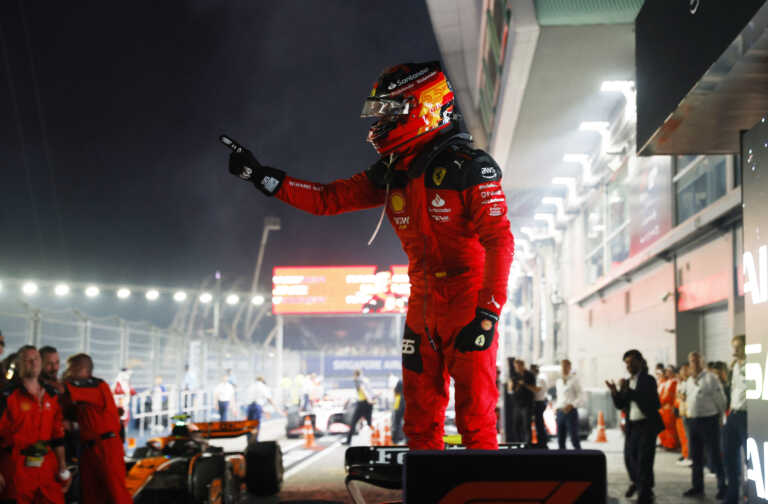 Formula 1: Θρίαμβος για Σάινθ και Ferrari στη Σιγκαπούρη