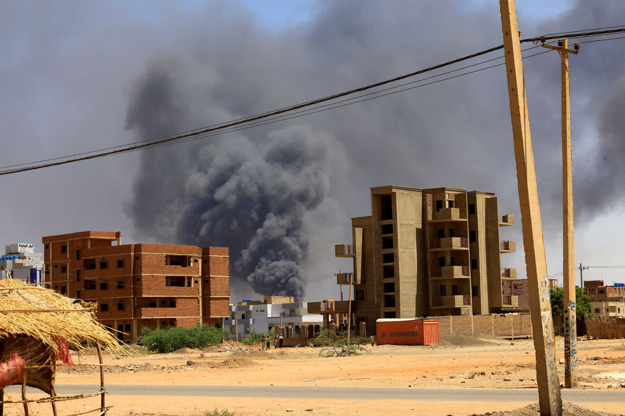 Σουδάν: Οβίδες χτύπησαν αγορά στο Χαρτούμ – Τουλάχιστον 20 άμαχοι νεκροί