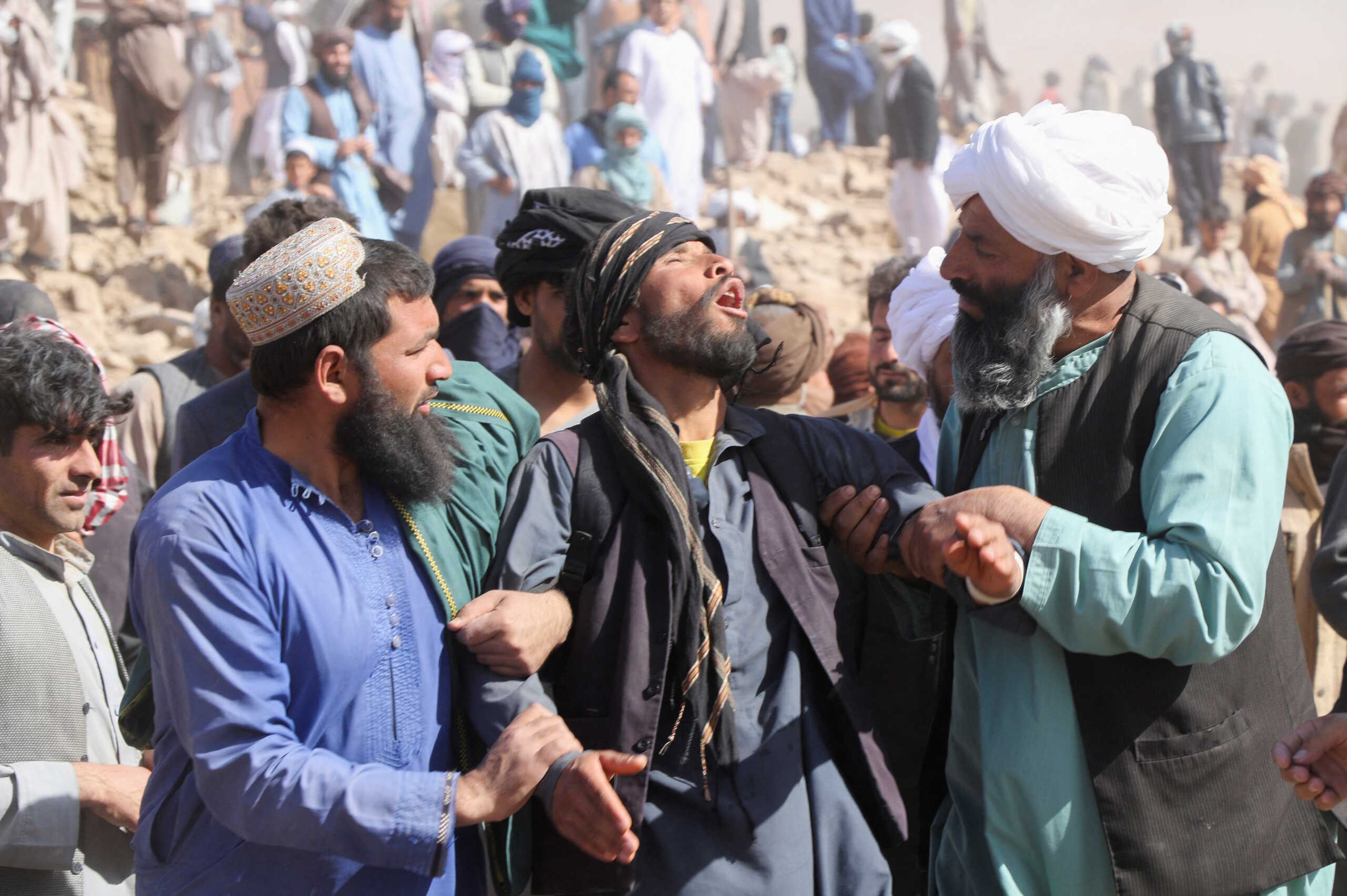 Σεισμός στο Αφγανιστάν: Πάνω από 2.400 οι νεκροί από τα 6,3 Ρίχτερ