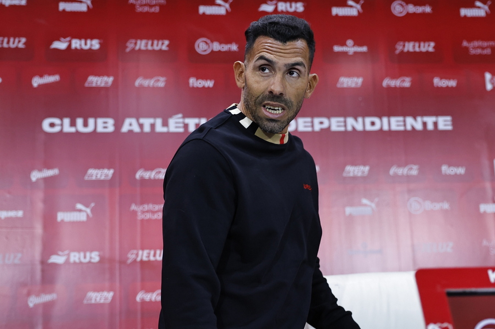epa10814665 Carlos Tevez speaks during his presentation as the new coach of Independiente, in Buenos Aires, Argentina, on 22 August 2023. The Argentinean Independiente welcomed the ex-footballer Carlos Tevez, who as of 22 August is the new coach of the Avellaneda team, after the departure of Ricardo Zielinski due to poor results.  EPA