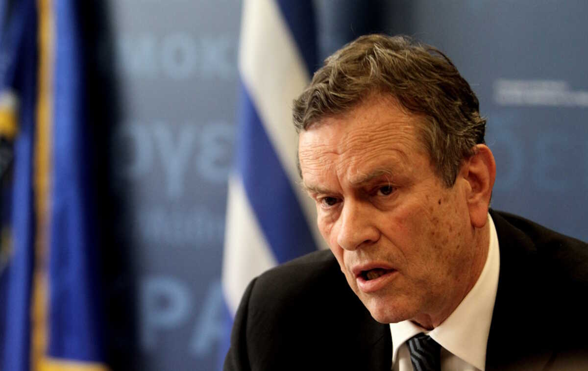 Ο Υφυπουργός Αθλητισμού, Γιάννης Ιωαννίδης μιλάει στους δημοδιογράφους κατά την διάρκεια της συνέντευξης τύπου εφ όλης της ύλης σε αίθουσα του υπουργείου, Τετάρτη 27 Φεβρουαρίου 2013. ΑΠΕ-ΜΠΕ