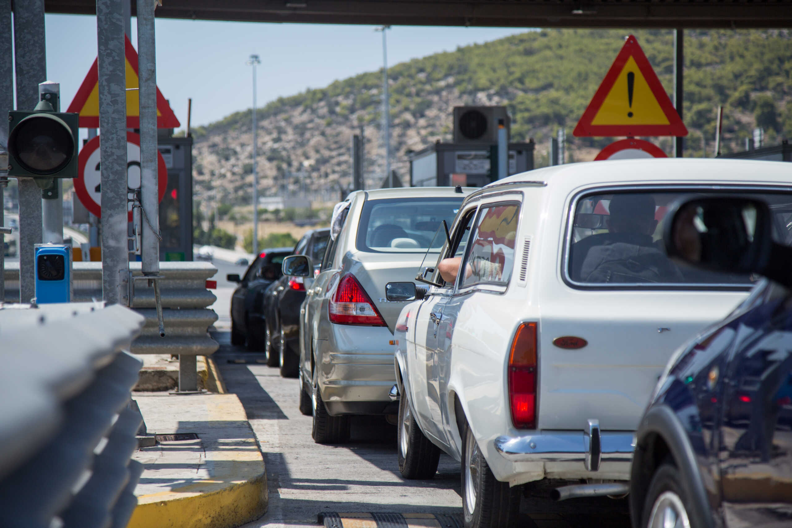 Αττική Οδός: Μεγάλες καθυστερήσεις στο ρεύμα προς Ελευσίνα λόγω τροχαίου
